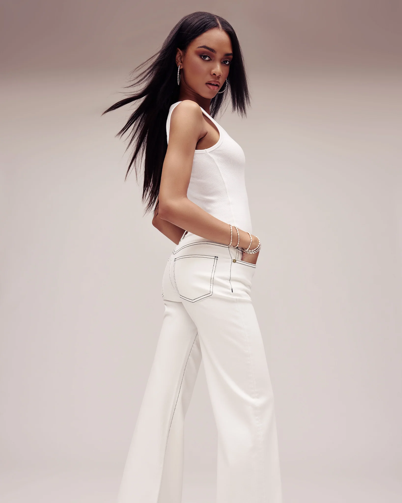 Tyra Contrast Mid-Rise Flare Jean - Image 18